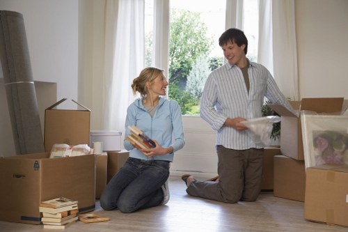 Packing and furniture handling support for Westminster removals